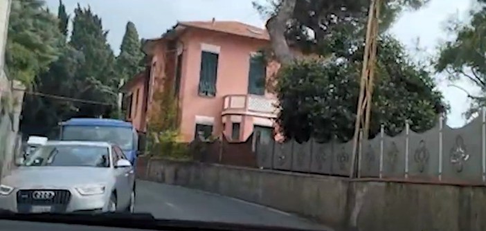 Lavori in via Agnesi, code chilometriche su capo Berta (video)