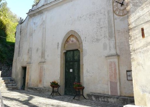 I fedeli di Diano Borello da ottobre sono rimasti senza prete a garantire le messe ci pensa il parroco di Castello