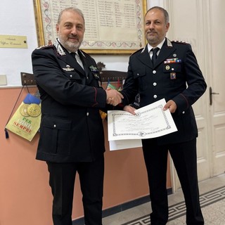 Imperia, al tenente colonnello Mario Ricciardi la “Medaglia Mauriziana al merito di dieci lustri di carriera militare”