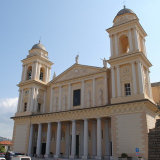 Imperia, alla basilica di San Maurizio Don Pasqualino di Dio