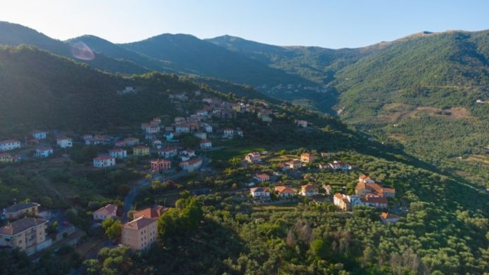 Evigno di Diano Arentino, turisti e residenti protestano con una lettera: “Quarant’anni di promesse mancate”