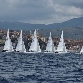 Imperia in autunno ospiterà le regate “Grado 1” della classe Dragoni (foto)