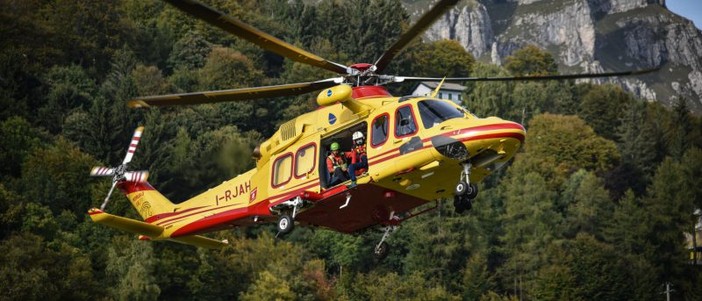 Vessalico, ventiquatrenne cade in moto:  in codice rosso con l'elisoccorso al Santa Corona