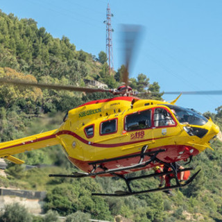 Pieve di Teco, cade facendo motocross: ragazzo di 24 anni in ospedale