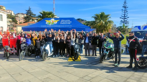 A Imperia gli studenti della Littardi sono andati a scuola di sicurezza stradale (foto e video)