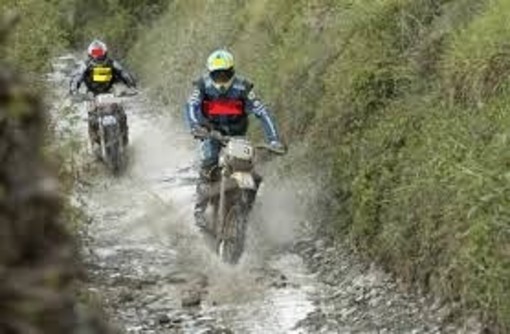 Multe ai motociclisti che praticano Enduro nell'entroterra, Eremita: &quot;Era ora&quot;