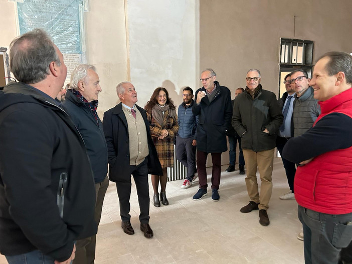 Imperia, sopralluogo del sindaco Scajola presso il 'Collegio' di Piazza Calvi (foto)