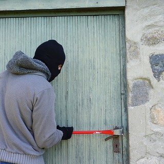 Furto a segno in una villetta sulle alture di Oneglia: smurata la cassaforte