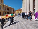 Funerale del comandante Serafini, don Lucio: &quot;La sua avventura marinara è divenuta realtà nel museo&quot;