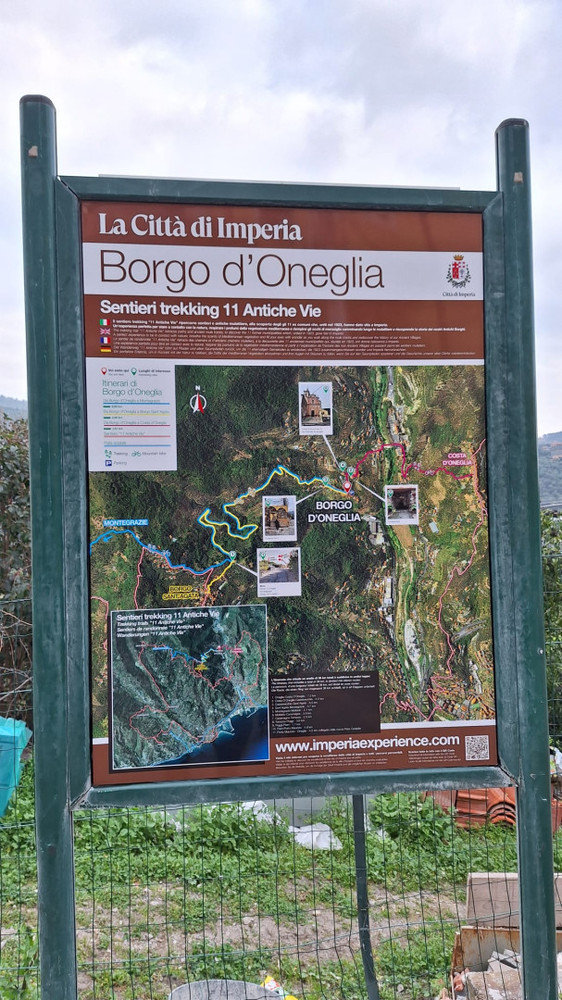 Imperia, installati i primi due cartelloni informativi per le frazioni di Borgo d'Oneglia e Poggi