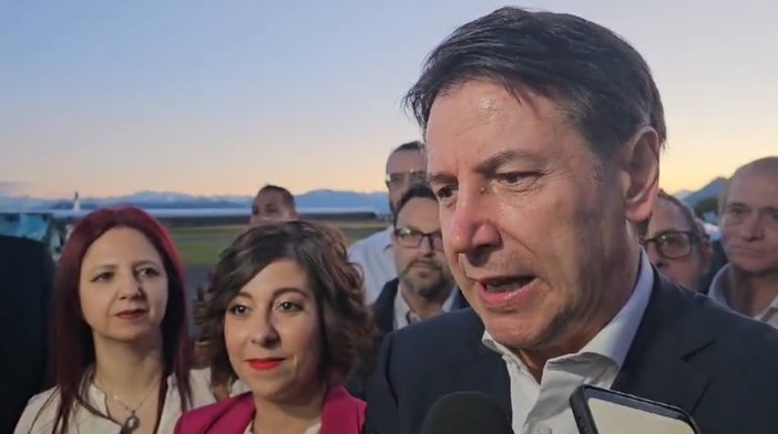 Arresto Toti, Giuseppe Conte interviene a gamba tesa: “Si deve dimettere”