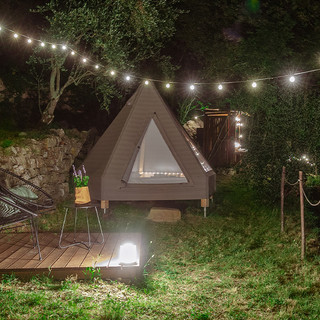 Nell’Imperiese esplode il fenomeno “glamping”, il campeggio chic all’aria aperta