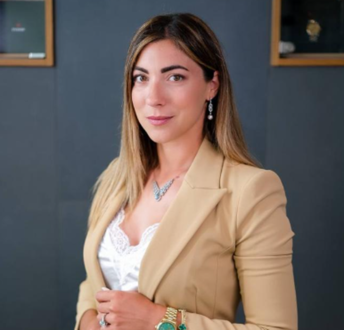 Giorgia Silvestri (Conte Orologi), imprenditrice  ed esperta di orologeria, si rivolge ai suoi follower per scoprire quali orologi vorrebbero lasciare in eredità ai propri figli