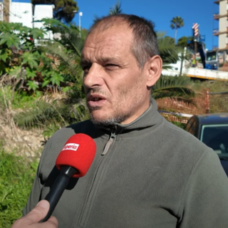 La vita impossibile di Giovanni Dominici nel cantiere della ciclabile: &quot;Passaggio di ruspe, polvere, mio figlio è terrorizzato&quot; (video)