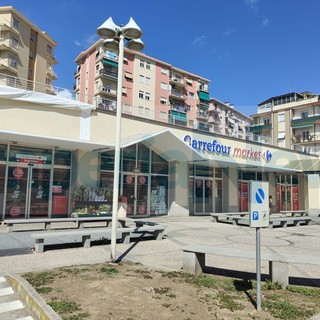 Crisi Carrefour, 10 posti di lavoro a rischio nel punto vendita di Imperia