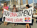 'Ti ho detto no', flash mob e sfilata di &quot;Non una di Meno&quot; alle Vele di Imperia (foto)