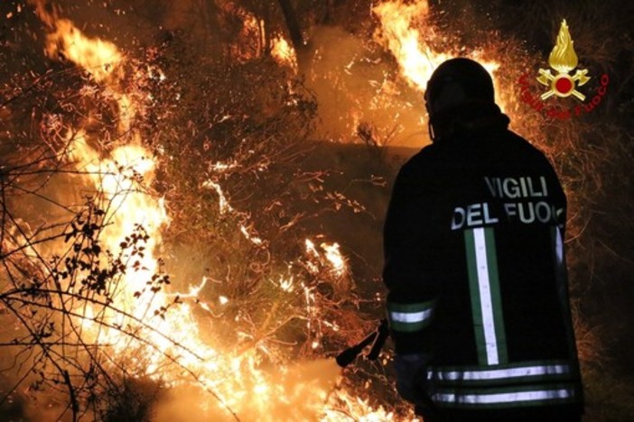 Incendi boschivi, scatta lo stato di grave pericolosità