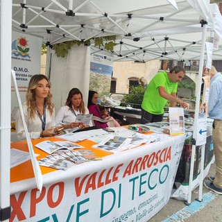 Un servizio navetta tra i parcheggi ed il centro in occasione dell’undicesima edizione dell’Expo della Valle Arroscia