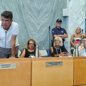 Aumento delle licenze per i taxi, Imperia Rinasce interroga l'amministrazione