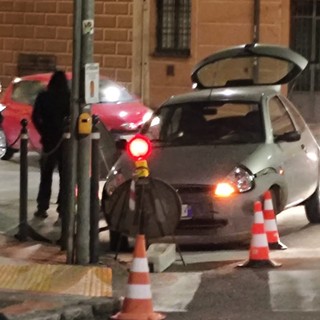 Scontro auto-scooter in via Nizza: un ferito portato in ospedale