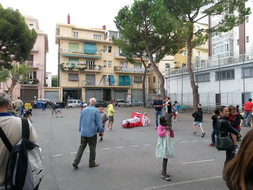 La festa di inizio estate dell'Associazione Genitori Attivi: giochi di un tempo e merenda per tutti