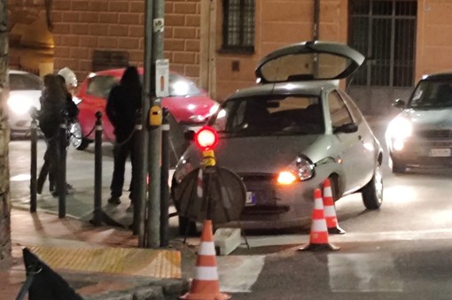 Scontro auto-scooter in via Nizza: un ferito portato in ospedale