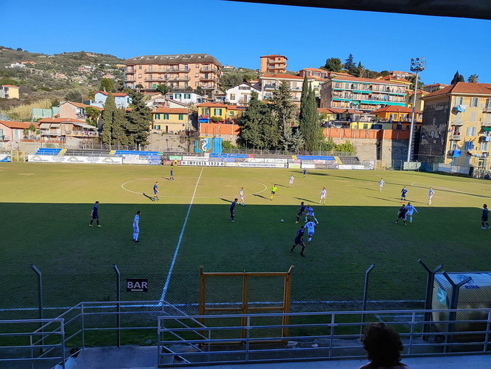 L'Imperia cade in casa: il Busalla si impone per 2-0, i nerazzurri costretti in 10 dall'espulsione di Virga