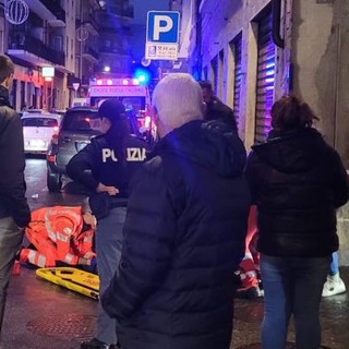 Imperia, cadono in moto: coppia in ospedale