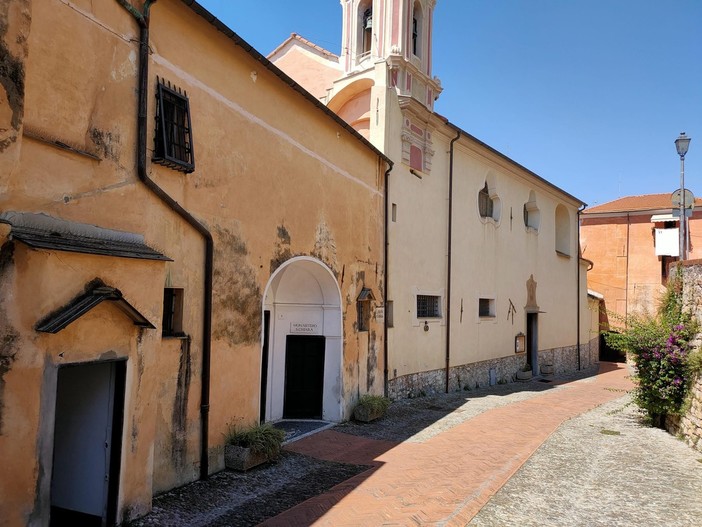 Imperia, lo storico monastero delle Clarisse in un video