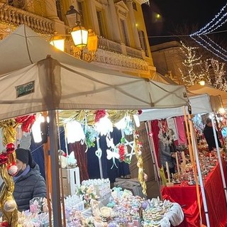 Un’ordinanza ad hoc vieta la sosta in occasione dei mercatini di Natale di Porto Maurizio