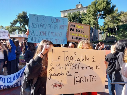 Dichiarazioni sessiste, anche i docenti dell'istituto comprensivo Sanremo Ponente prendono le distanze