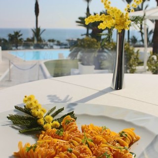 Se trascorri la festa della donna a Sanremo ecco il menù dell'esclusivo ristorante Mimosa, all’interno del ‘Miramare The Palace Resort'