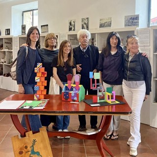 Inaugurata a Cervo la mostra  “Omaggio a Carmelina Piccolis” e “Aspettando Peppino Schernone”