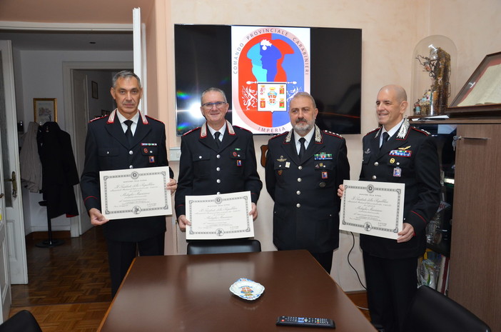 Imperia: cerimonia di consegna di tre Medaglie Mauriziane al comando provinciale dei carabinieri