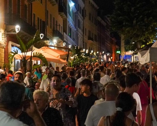 Notte Bianca a Porto Maurizio, Ivan Bracco: &quot;Per una sera il quartiere ha vissuto il tutto esaurito&quot;