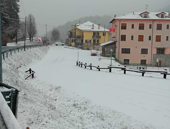 Temperature da brivido anticipano pioggia e neve: a Col di Nava -6,2