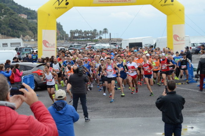 Dodicesima edizione di &quot;Olioliva Run&quot; con il Campionato regionale 10 chilometri e la Family run in memoria della professoressa Bracco