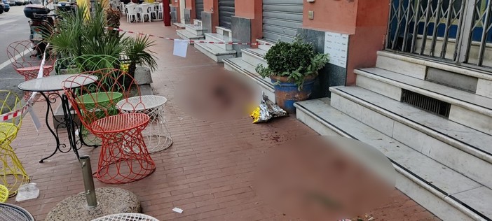 Ventimiglia: omicidio in piazza Battisti, piantonato in ospedale il colpevole e indagini in corso (Foto)