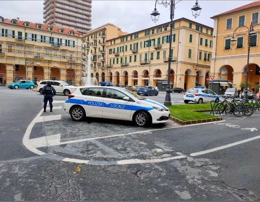 Sicurezza, Regione Liguria approva il nuovo ordinamento con la riforma dei gradi della polizia locale