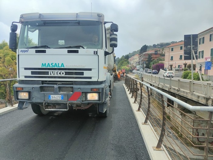 Ciclabile a rischio demolizione per posa tubi del Roya, Imperia Rinasce: “No al cantiere in via Lamboglia”