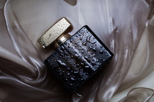 I migliori profumi unisex: le 5 scelte migliori nel 2024