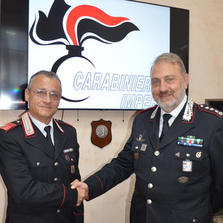 Imperia: luogotenente dei Carabinieri va in pensione, cerimonia di saluto in caserma