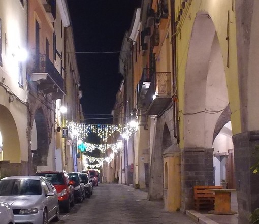 A Pieve di Teco si accende il Natale, il Comune vuole valorizzare il centro cittadino e i punti più significativi del paese