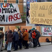 Davanti al Tribunale a Imperia presidio a sostegno di Upupa Ventimiglia (foto)