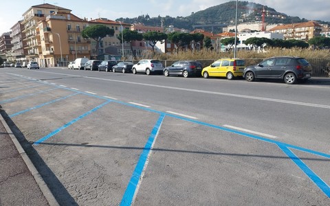 Imperia, parcheggi blu: il Comitato propone il referendum abrogativo