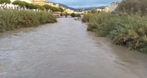 Maltempo: transitata la perturbazione, sulla nostra provincia è la Valle Arroscia la più colpita. Le immagini dell'Impero ingrossato (video)