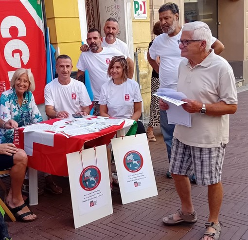 A Imperia un successo la raccolta firme per la tutela dei diritti di lavoratrici e lavoratori