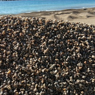 Sono iniziati i lavori di ripascimento delle spiagge libere comunali di San Bartolomeo al Mare