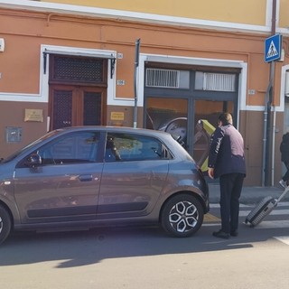 In Tribunale con la macchina della GoImperia, Fossati difende l'uso dell'auto blu per l'avvocata Busuito