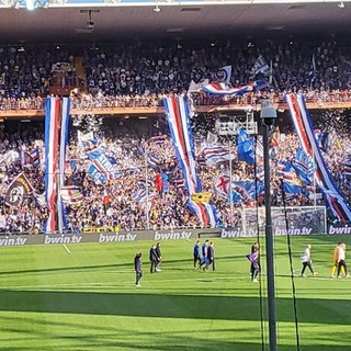 Marassi vestito a festa in occasione dello scorso Samp - Fiorentina vinto dai blucerchiati